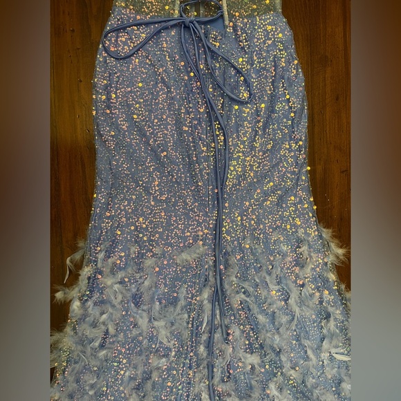 Dear Moon Juniors Periwinkle Illusion Corset Feather Skirt Gown Size 13 Sequins - Picture 9 of 16